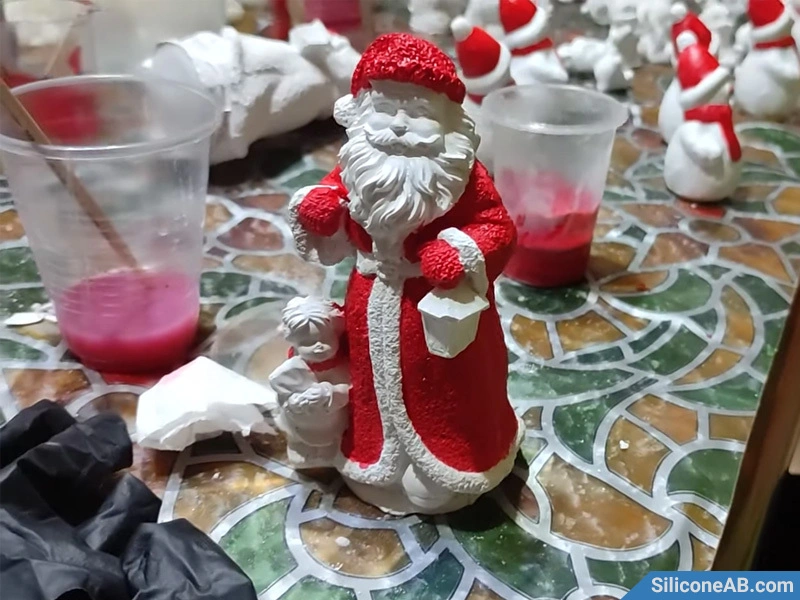 How to Cast a 3D Santa Claus Model with Platinum-Cured Silicone